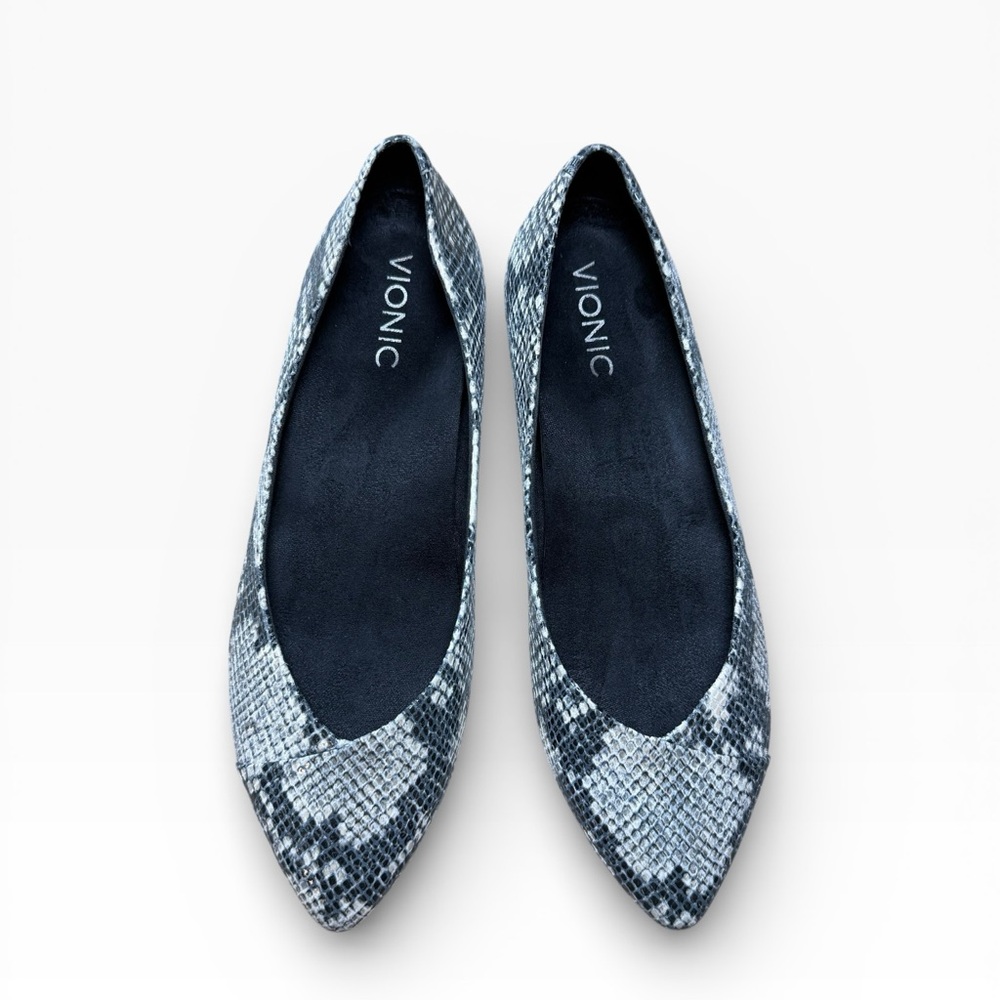 Vionic Women's Snakeskin Pattern Pointed Toe Flat… - image 2